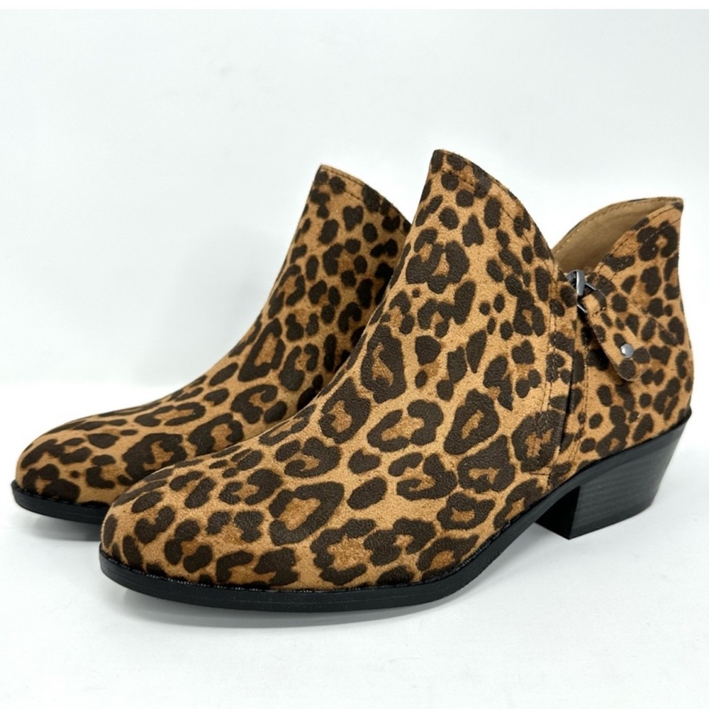 Wore once SO angel fish bootie